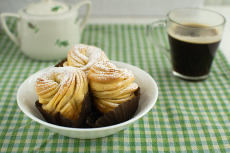 Cruffins is a hybrid of croissant and muffin. Tasty and fragrant pastries, with an unusual...