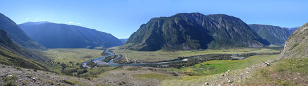 Panoramic view of the Karasu Gorge with the Chulyshman River flowing through it. Altai Republic, Russiaの写真素材