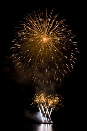 Outbreaks of fireworks in the night skyの写真素材