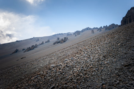 Trail to Tilicho Lake, Himalayan Mountains of Nepal. Annapurna circuit trekの写真素材