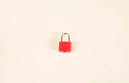 lock and key on deskの写真素材