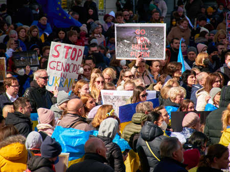 Demonstration Against War and Russian Agression, to stop violence in Bucha, Mariupol In Ukraine. Munich - April 2022のeditorial素材