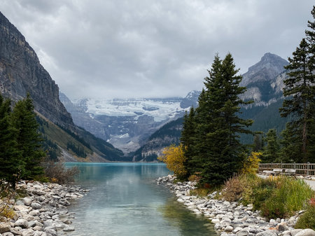 Lake Louise, Banff National Park, Alberta. Canada in autumn.の写真素材