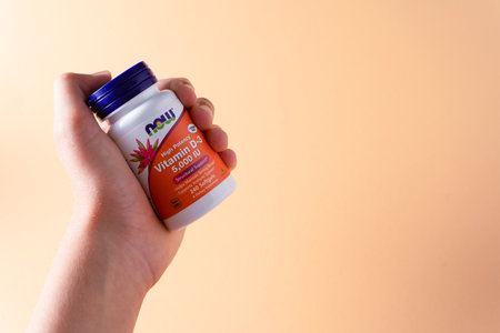 NOW Foods, High Potency Vitamin D3, 5,000 IU, 240 Capsules Vitamins from iHerb to hold in hand. Biologically active food additives. Dietary supplement set buy online.のeditorial素材