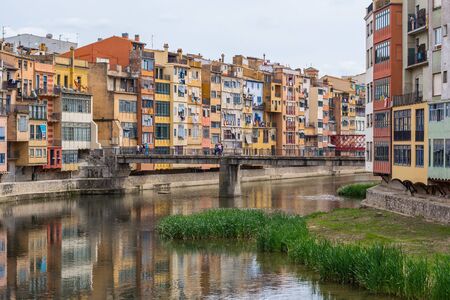 View of the river Onyar in Girona, Spain in summerのeditorial素材