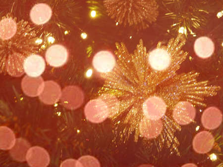 christmas and new year concept .Red balls on fir branches, winter snowy backdrop. festive winter holiday background. template for design. banner, copy space.の写真素材