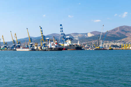 Novorossiysk, Russia - august 22, 2015: Cargo crane in the port of Novorossiyskのeditorial素材