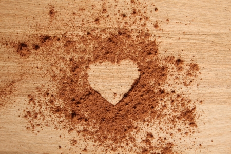 Close-up of the cocoa to make a form of heartの写真素材