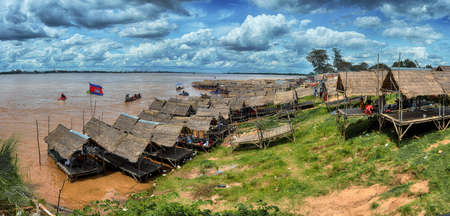 floating village in Cambodiaのeditorial素材