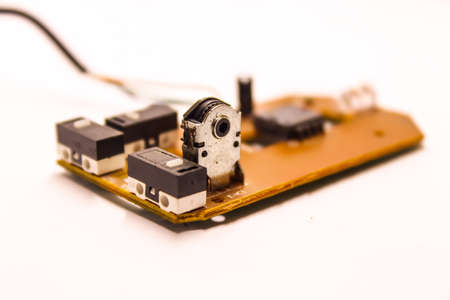 A picture of broken computer mouse