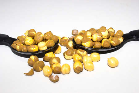 A picture of salty chickpeas with selected focus