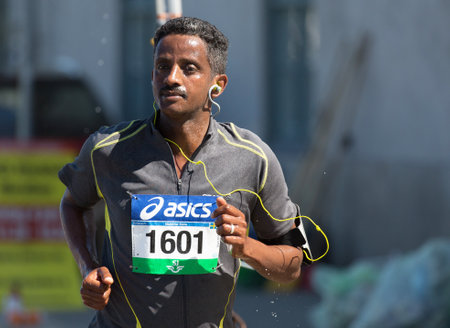 STOCKHOLM SWEDEN 4 JUNE 2016. Stockholm marathon, male athlete in the race. Abdelnur Edris (SWE)のeditorial素材