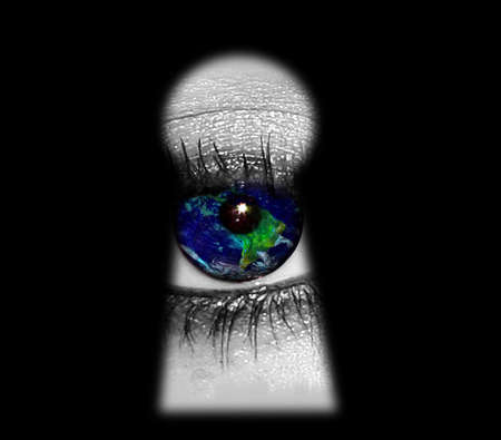 through keyholeの写真素材