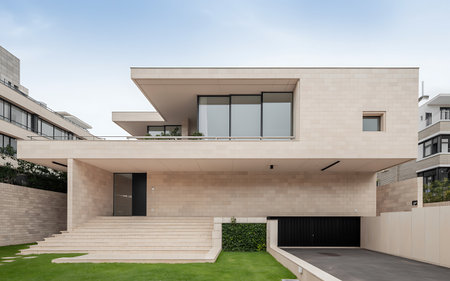 architecture, modern house, view from the garden, outsideの素材