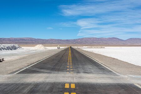 Road at Salinas Grandes, Jujuy, Argentinaの写真素材