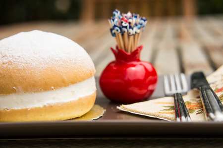 German Doughnut Berliner / Alman pastasi