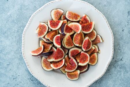 Sliced Fresh Ripe Fig Slices Ready to Use / Eat. Organic Food.の写真素材