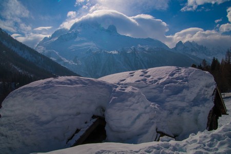 cottage in winter in the french alpsの写真素材
