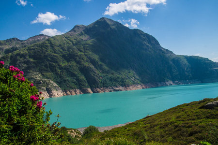 Beautiful mountain landscape with turquoise water of the lake.の写真素材