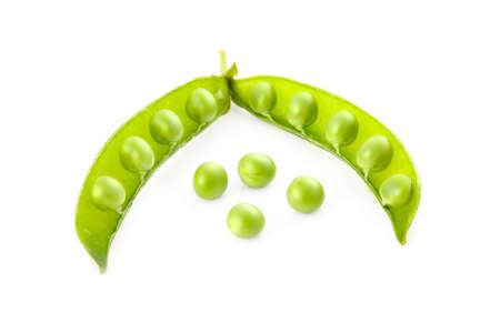 Ripe green pea vegetable green isolated on white backgroundの写真素材