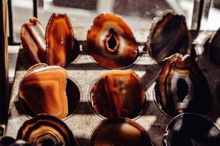 Brown Geodes