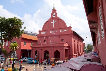 MALACCA, MALAYSIA - JANUARY 1: A view of an 18th century Protestant church in Malacca City on JAN 1, 2012. Christ Church Melaka is the oldest functioning Protestant church in Malaysiaのeditorial素材