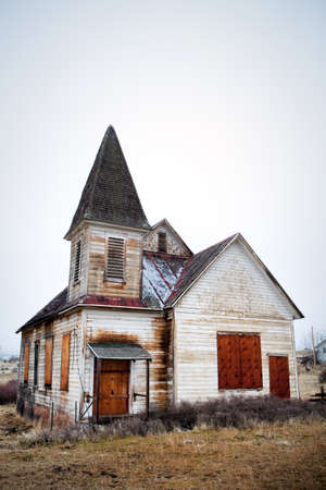 old abandoned church in rural Oregonの写真素材