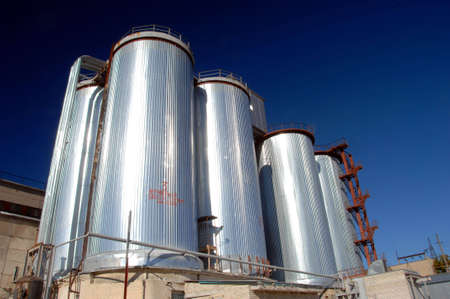 Steel industrial tanks
