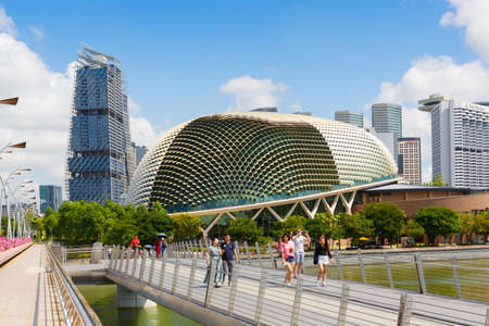 SINGAPORE-November 26, 2019: Singapore cityscape and Theater and Concert Hall, Esplanade on the Bay. Famous place for tourists and travelersのeditorial素材