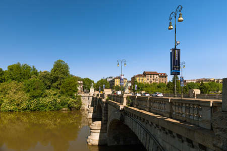 Turin, Italz. May 12th, 2021. The Umberto I bridge over the river Po seen from Corso Moncalieri.のeditorial素材