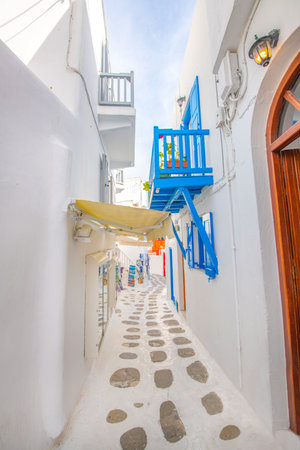 White architecture on Santorini island, Greece. Beautiful view of traditional cycladic Santorini houses.の写真素材