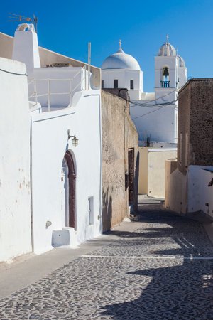 Streets and houses of Megalochori town, Santorini, Greeceの写真素材