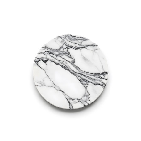 A circular white marble plate with striking black and grey veining, presented on a clean white...の写真素材