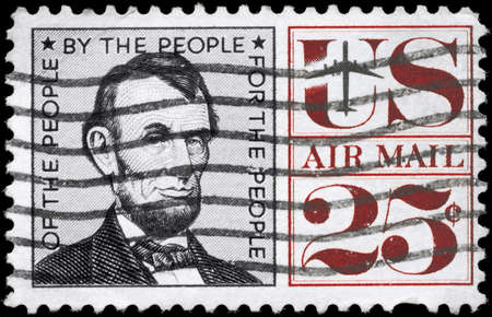 USA - CIRCA 1960: A Stamp printed in USA shows the portrait of a Abraham Lincoln (1809-1865), 16th President of the United States, circa 1960の写真素材