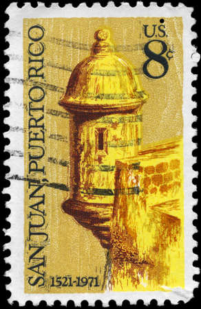 USA - CIRCA 1971: A Stamp printed in USA shows Sentry Box, Morro Castle, San Juan, 450th Anniversary, circa 1971の写真素材