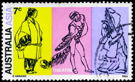 AUSTRALIA - CIRCA 1970: A Stamp printed in AUSTRALIA shows the Japanese Noh Actor, Australian Dancer and Chinese Opera Character, series, circa 1970のeditorial素材