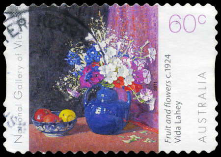 AUSTRALIA - CIRCA 2011: A Stamp printed in AUSTRALIA shows the Fruit and Flowers (1924), by Vida Lahey (1882-1968), NGV Flowers series, circa 2011のeditorial素材