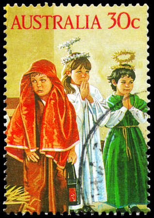AUSTRALIA - CIRCA 1986: A Stamp printed in AUSTRALIA shows the Kindergarten Nativity play, "Shepherd and Angels", Christmas series, circa 1986のeditorial素材