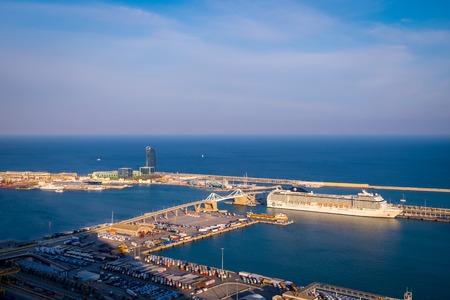 Harbour view from Montjuic in Barcelona, Catalonia, Spain.のeditorial素材