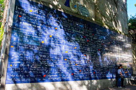 Le Mur des Je t'aime (the Wall of Love) in Paris, France.のeditorial素材