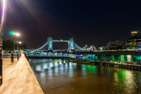Tower Bridge at night in London, England, UKの写真素材