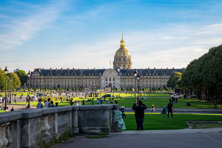 Esplanade des Invalides in Paris, Franceのeditorial素材