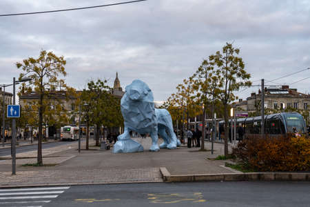 Street view in Bordeaux city, France.のeditorial素材