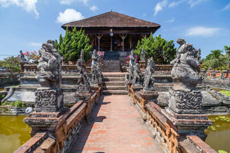 Semarapura, Bali/Indonesia - circa October 2015: Kertha Gosa Pavilion in Klungkung Palace, Semarapuraのeditorial素材