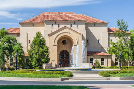 Palo Alto, CA/USA - circa June 2011: Buildings, Alleys and Fountains of Stanford University Campus in Palo Alto, Californiaのeditorial素材