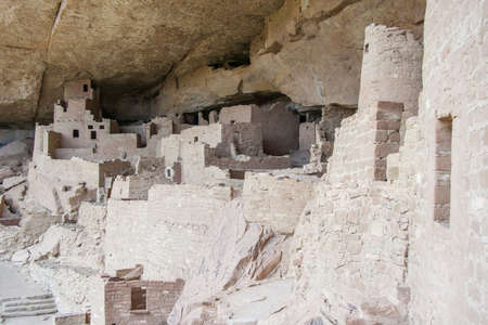 Cliff Palace, ancient puebloan village of houses and dwellings in Mesa Verde National Park, New Mexico, USAの写真素材
