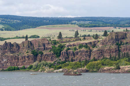 Cliffs at Columbia River Gorge, Pacific Northwest, between Oregon and Washingtonの写真素材