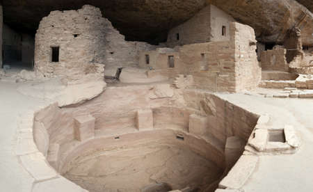 Main well in Cliff Palace, ancient puebloan village of houses and dwellings in Mesa Verde National Park, New Mexico, USAの写真素材