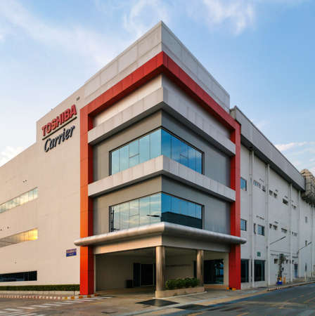 Pathumthani THAILAND, 25 April 2020, Toshiba Carrier sign in front of air-conditioner factory.のeditorial素材