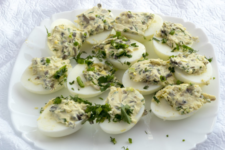 In the rug eggs invested mushrooms with egg yolks.